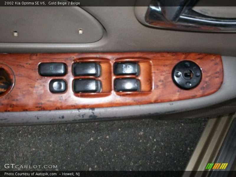 Gold Beige / Beige 2002 Kia Optima SE V6