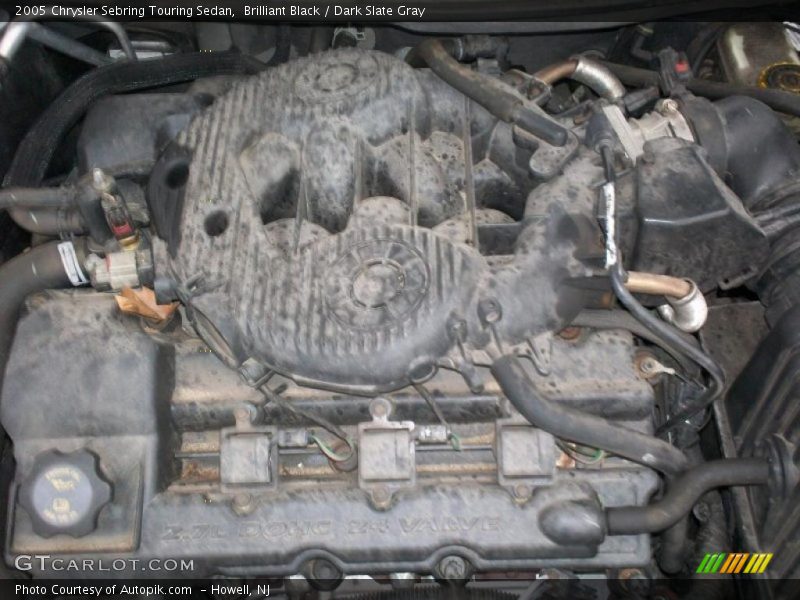 Brilliant Black / Dark Slate Gray 2005 Chrysler Sebring Touring Sedan