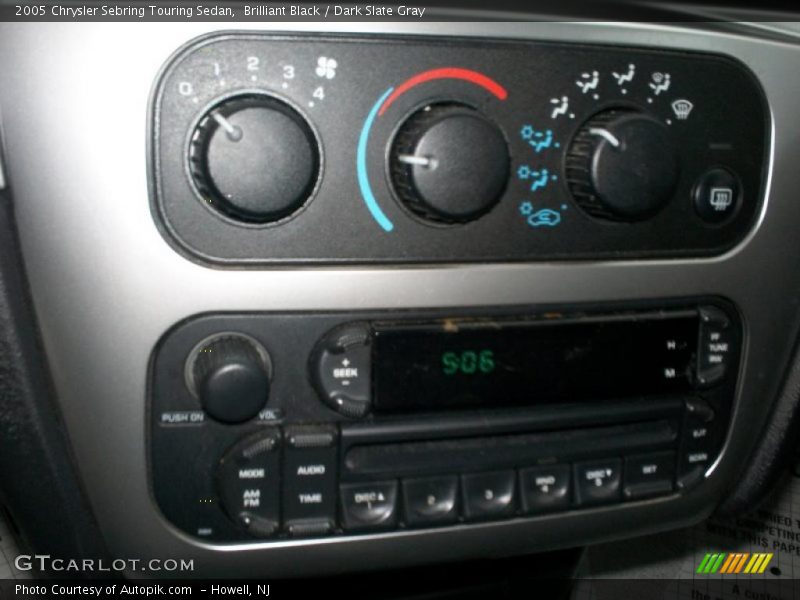 Controls of 2005 Sebring Touring Sedan