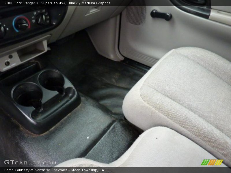 Black / Medium Graphite 2000 Ford Ranger XL SuperCab 4x4