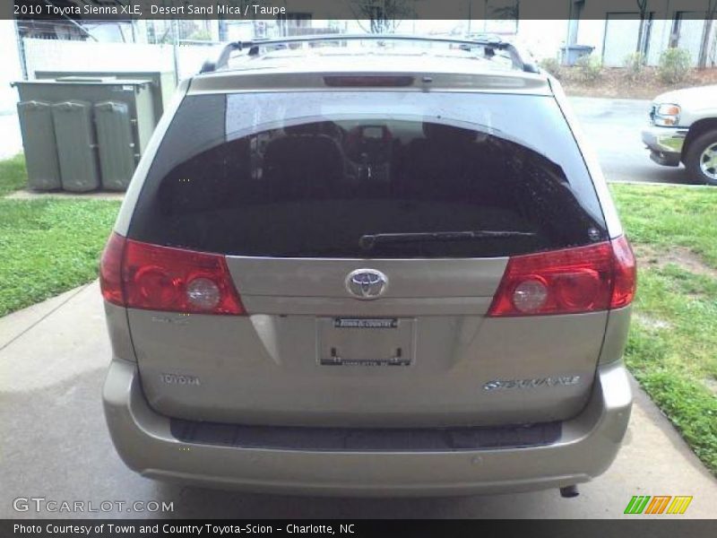 Desert Sand Mica / Taupe 2010 Toyota Sienna XLE
