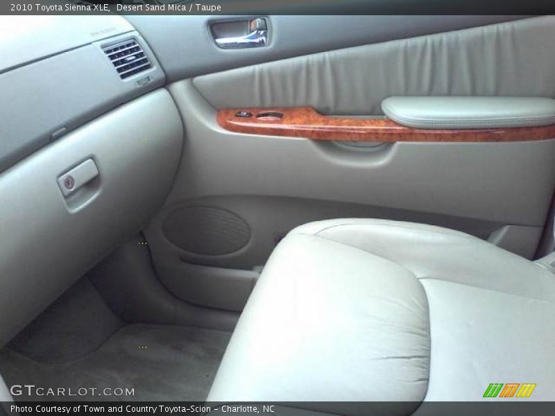 Desert Sand Mica / Taupe 2010 Toyota Sienna XLE