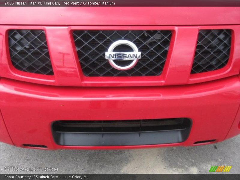 Red Alert / Graphite/Titanium 2005 Nissan Titan XE King Cab
