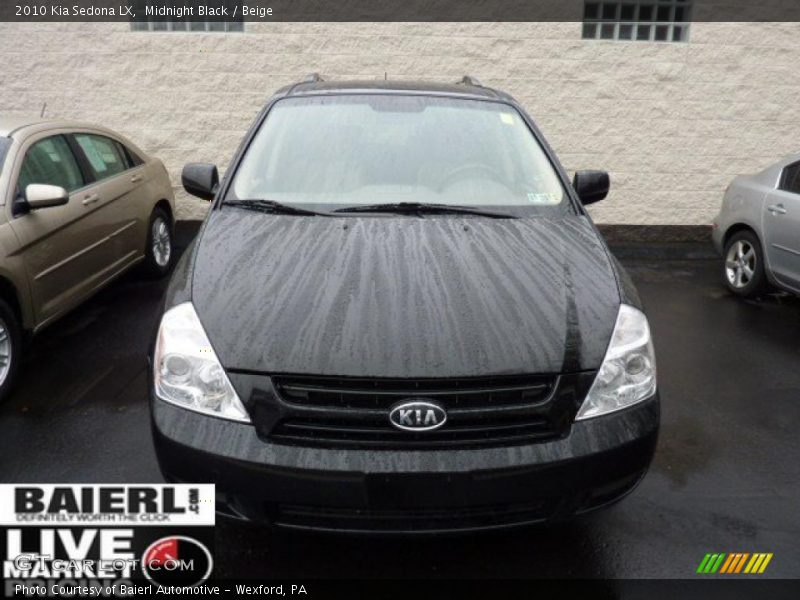 Midnight Black / Beige 2010 Kia Sedona LX