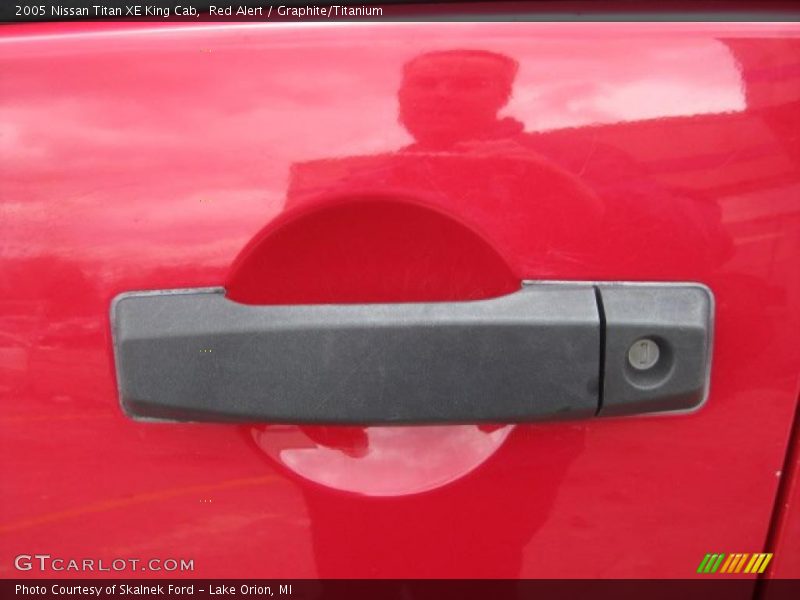 Red Alert / Graphite/Titanium 2005 Nissan Titan XE King Cab