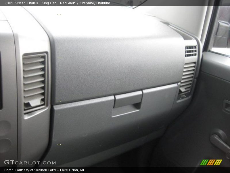 Red Alert / Graphite/Titanium 2005 Nissan Titan XE King Cab