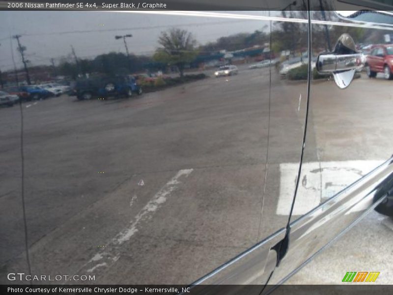 Super Black / Graphite 2006 Nissan Pathfinder SE 4x4