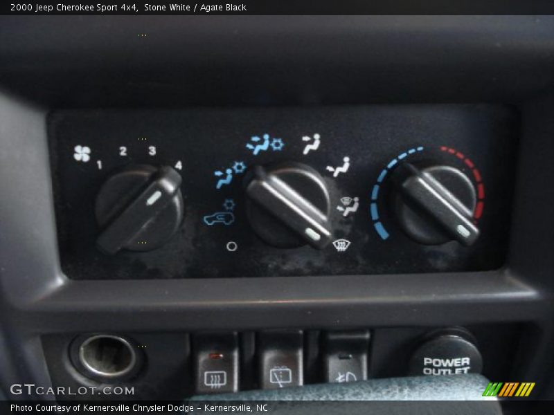 Stone White / Agate Black 2000 Jeep Cherokee Sport 4x4