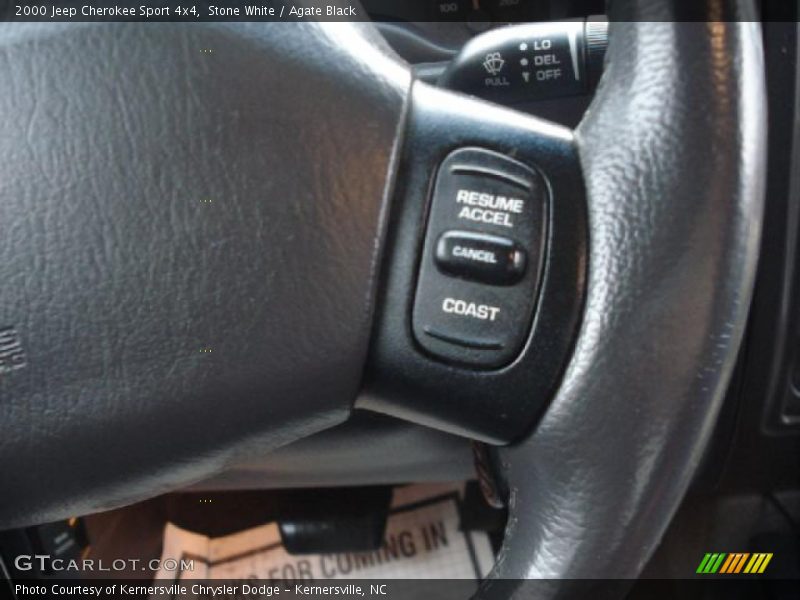 Stone White / Agate Black 2000 Jeep Cherokee Sport 4x4