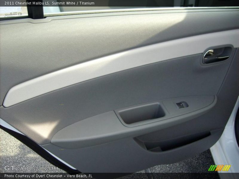Summit White / Titanium 2011 Chevrolet Malibu LS