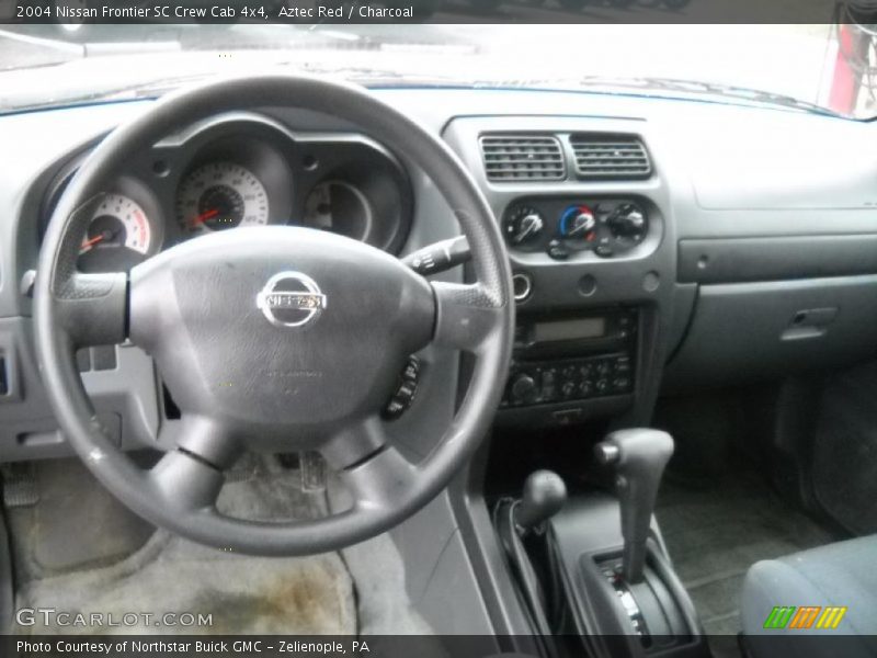  2004 Frontier SC Crew Cab 4x4 Charcoal Interior