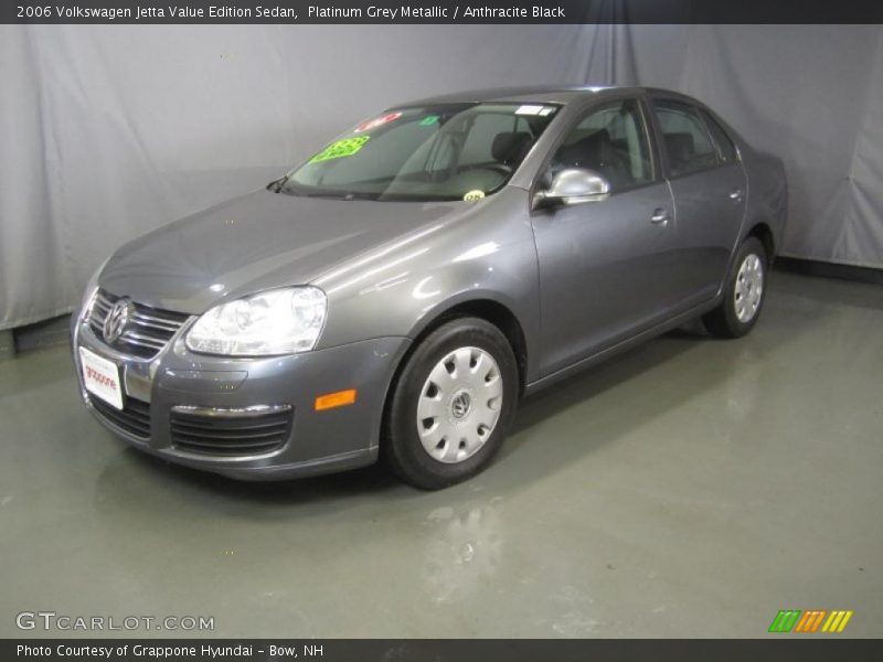 Platinum Grey Metallic / Anthracite Black 2006 Volkswagen Jetta Value Edition Sedan