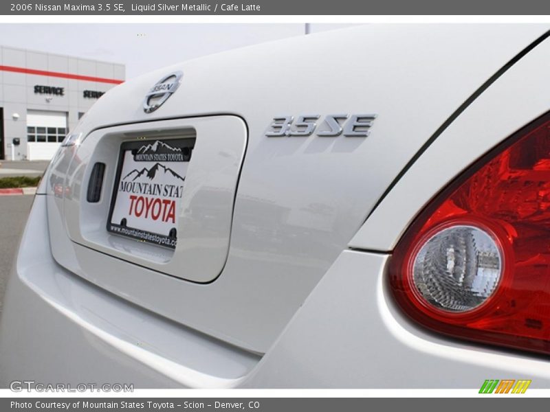 Liquid Silver Metallic / Cafe Latte 2006 Nissan Maxima 3.5 SE