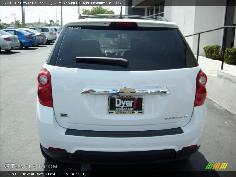 Summit White / Light Titanium/Jet Black 2011 Chevrolet Equinox LT