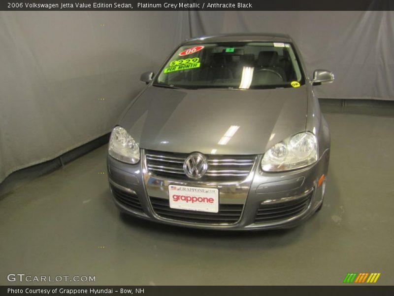 Platinum Grey Metallic / Anthracite Black 2006 Volkswagen Jetta Value Edition Sedan