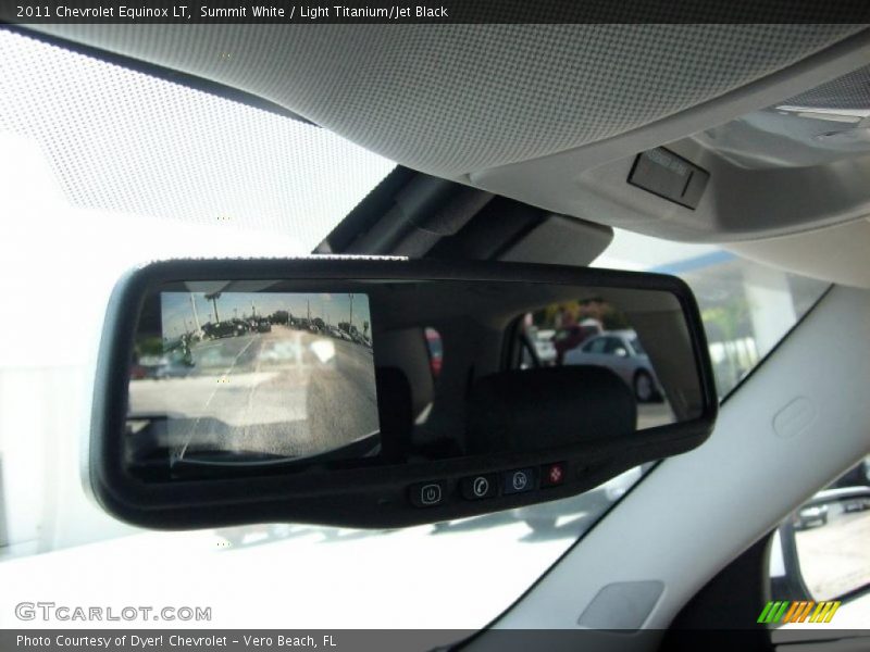 Summit White / Light Titanium/Jet Black 2011 Chevrolet Equinox LT