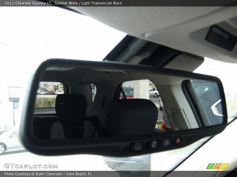 Summit White / Light Titanium/Jet Black 2011 Chevrolet Equinox LT