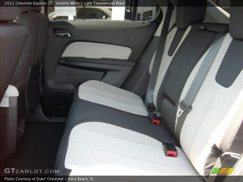 Summit White / Light Titanium/Jet Black 2011 Chevrolet Equinox LT