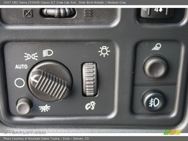 Silver Birch Metallic / Medium Gray 2007 GMC Sierra 2500HD Classic SLT Crew Cab 4x4