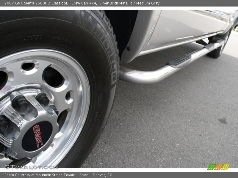 Silver Birch Metallic / Medium Gray 2007 GMC Sierra 2500HD Classic SLT Crew Cab 4x4