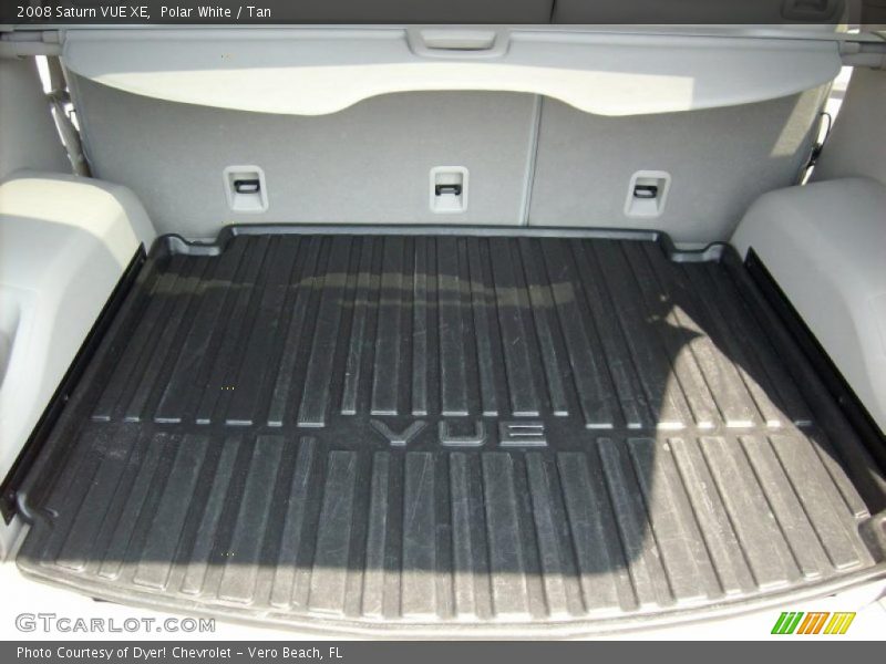 Polar White / Tan 2008 Saturn VUE XE
