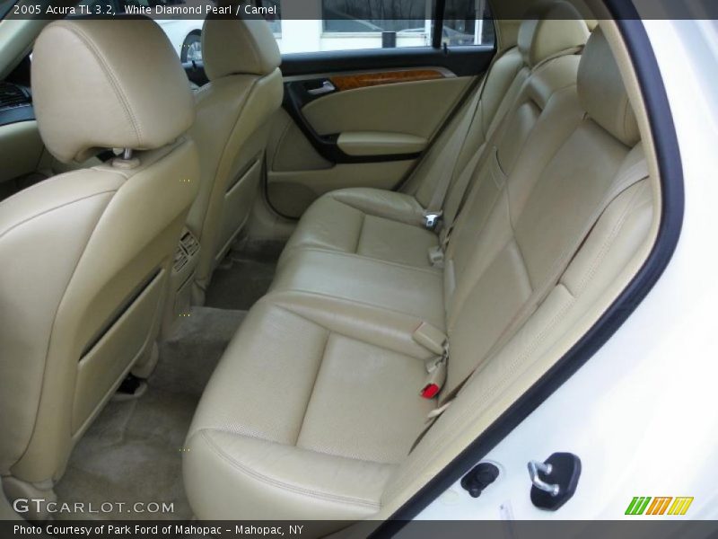 White Diamond Pearl / Camel 2005 Acura TL 3.2