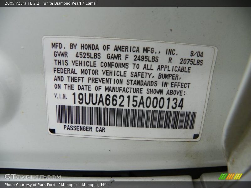 White Diamond Pearl / Camel 2005 Acura TL 3.2