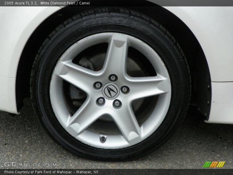 White Diamond Pearl / Camel 2005 Acura TL 3.2
