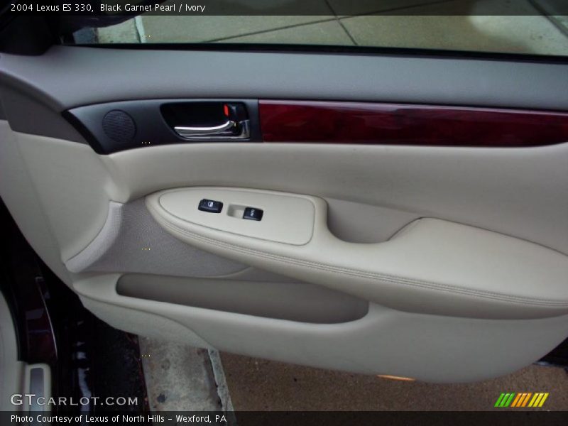 Black Garnet Pearl / Ivory 2004 Lexus ES 330