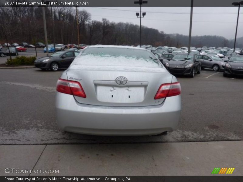 Titanium Metallic / Ash 2007 Toyota Camry LE