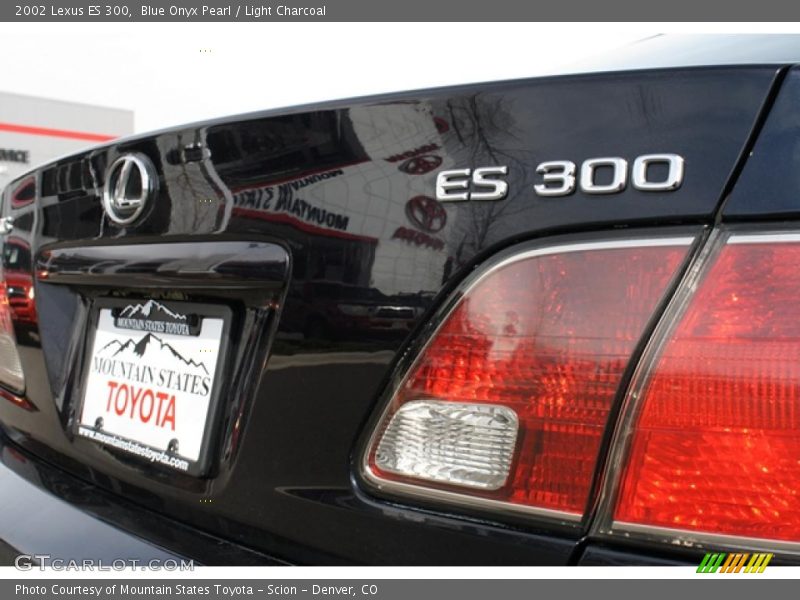 Blue Onyx Pearl / Light Charcoal 2002 Lexus ES 300