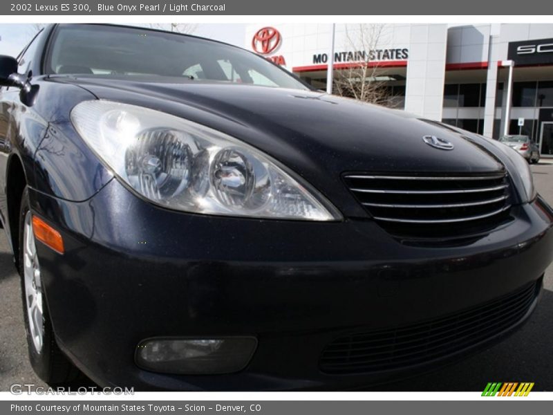 Blue Onyx Pearl / Light Charcoal 2002 Lexus ES 300