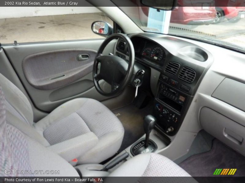  2002 Rio Sedan Gray Interior
