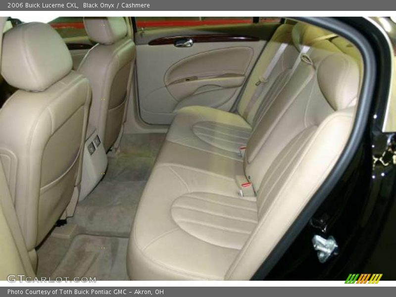 Black Onyx / Cashmere 2006 Buick Lucerne CXL
