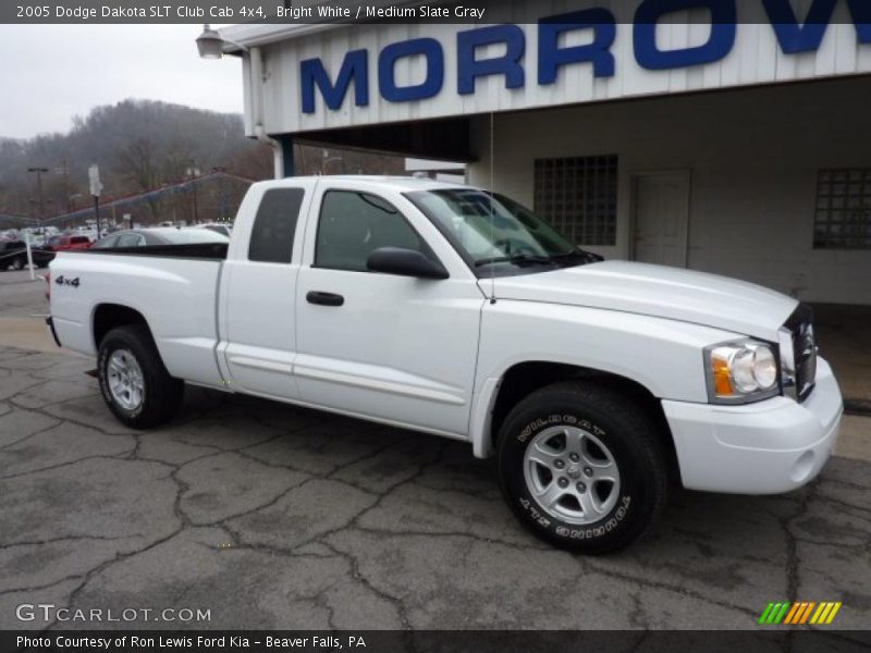 Bright White / Medium Slate Gray 2005 Dodge Dakota SLT Club Cab 4x4