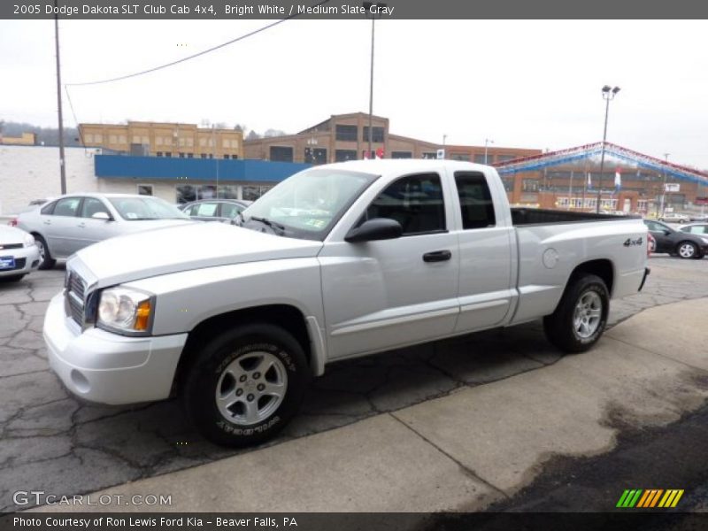 Bright White / Medium Slate Gray 2005 Dodge Dakota SLT Club Cab 4x4