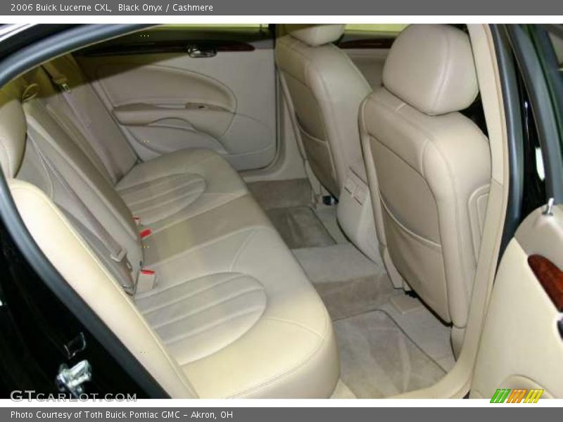 Black Onyx / Cashmere 2006 Buick Lucerne CXL