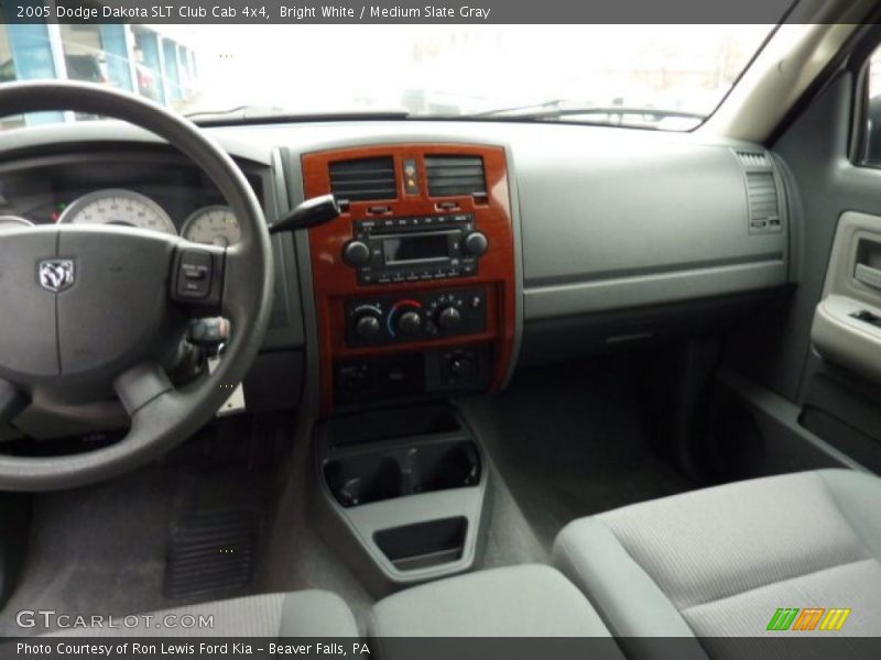 Bright White / Medium Slate Gray 2005 Dodge Dakota SLT Club Cab 4x4