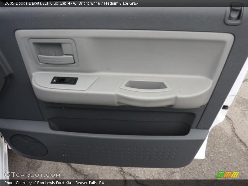 Bright White / Medium Slate Gray 2005 Dodge Dakota SLT Club Cab 4x4