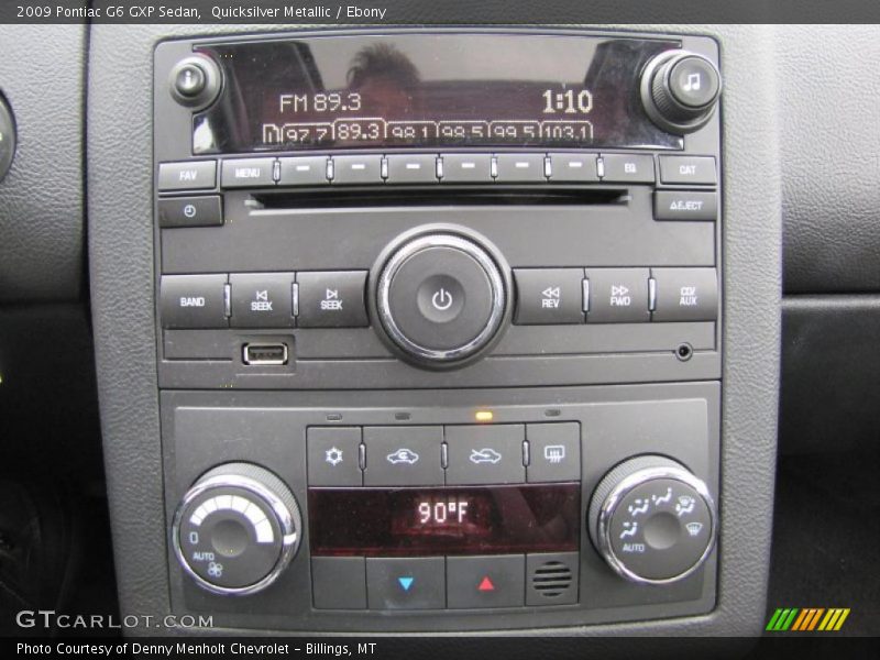 Controls of 2009 G6 GXP Sedan