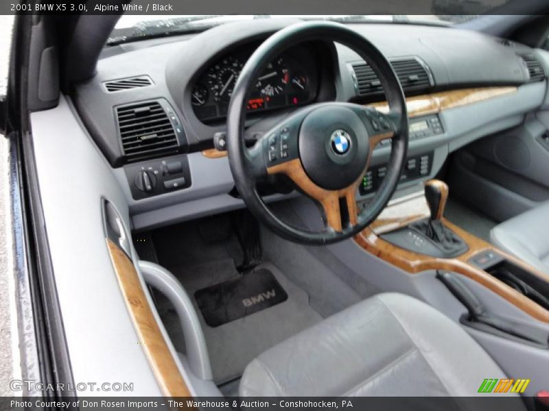 Alpine White / Black 2001 BMW X5 3.0i
