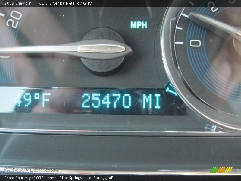 Silver Ice Metallic / Gray 2009 Chevrolet HHR LT