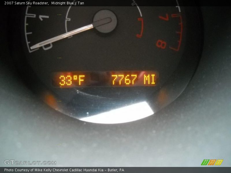 Midnight Blue / Tan 2007 Saturn Sky Roadster
