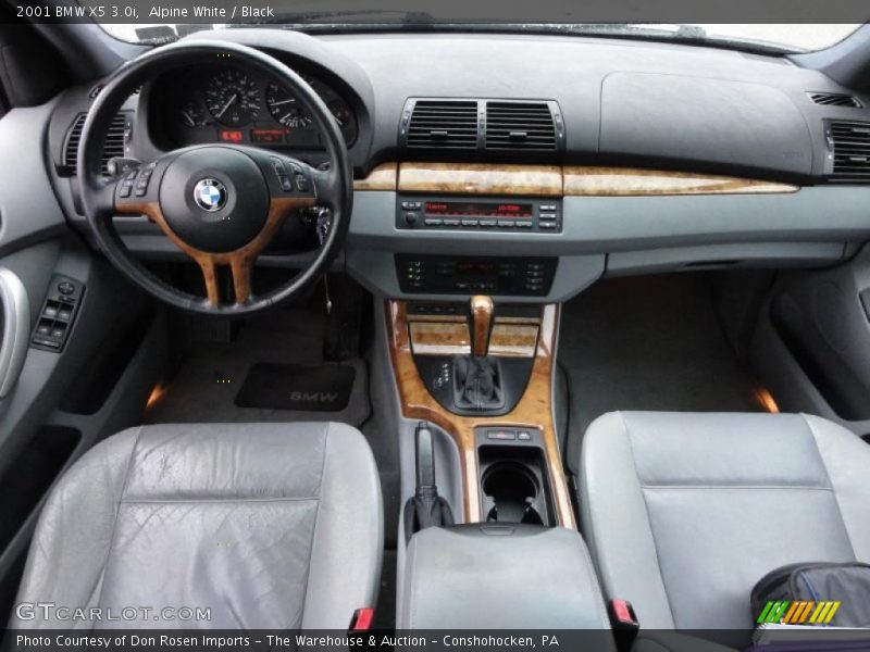Alpine White / Black 2001 BMW X5 3.0i