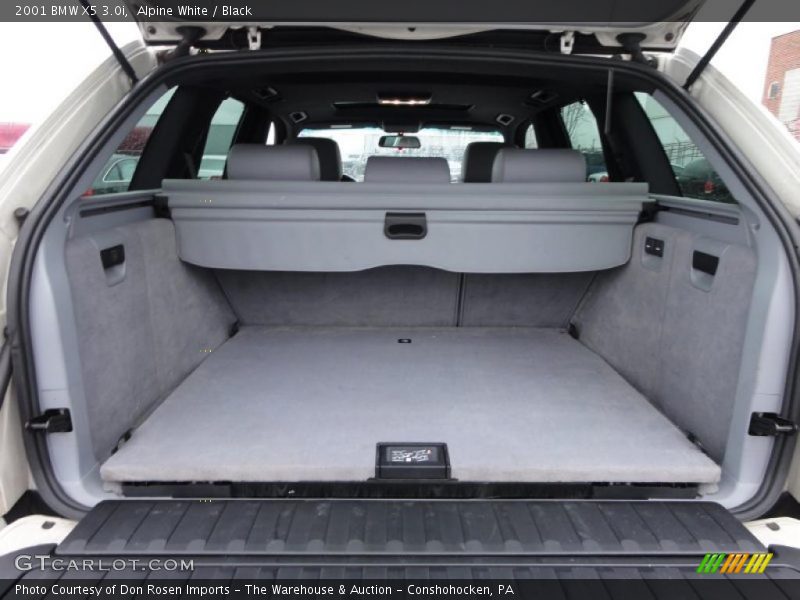 Alpine White / Black 2001 BMW X5 3.0i