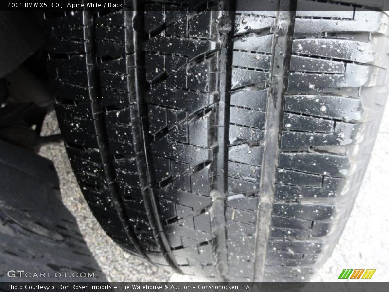 Alpine White / Black 2001 BMW X5 3.0i