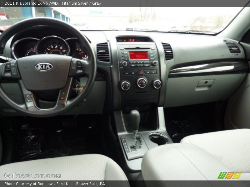 Titanium Silver / Gray 2011 Kia Sorento LX V6 AWD