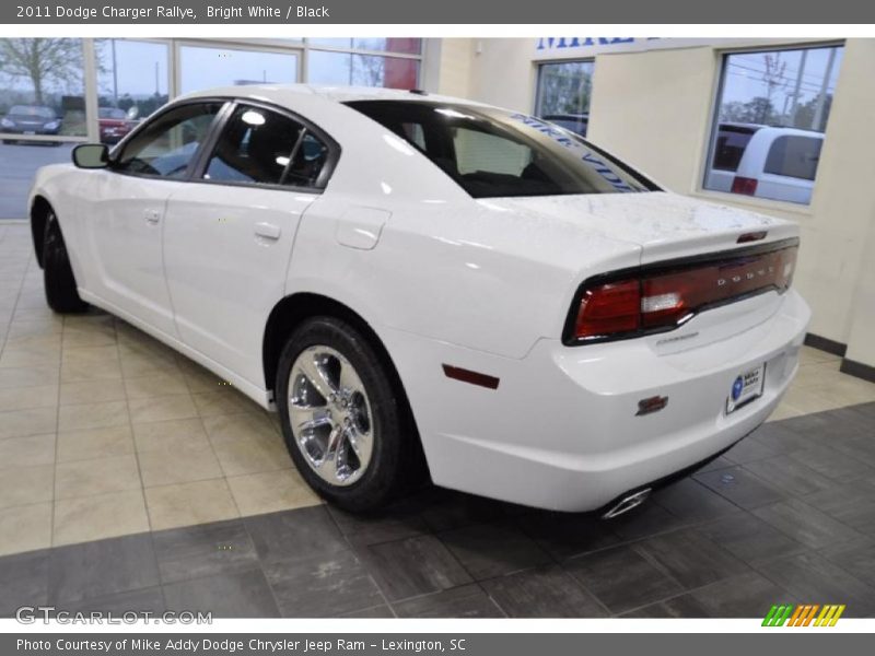Bright White / Black 2011 Dodge Charger Rallye