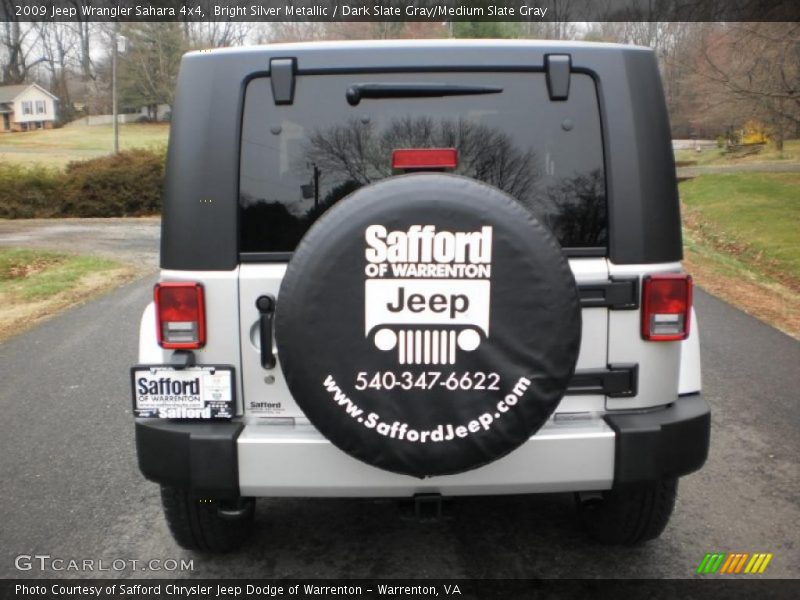 Bright Silver Metallic / Dark Slate Gray/Medium Slate Gray 2009 Jeep Wrangler Sahara 4x4