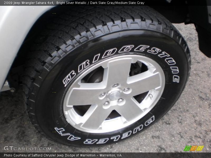 Bright Silver Metallic / Dark Slate Gray/Medium Slate Gray 2009 Jeep Wrangler Sahara 4x4